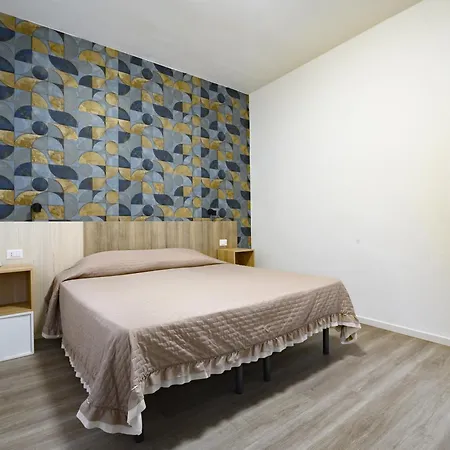 Anna Nord Hotel Sienne