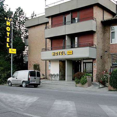 Hotel Anna Nord 3*