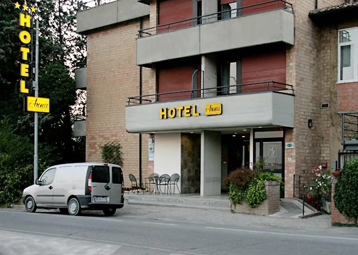Hotel Anna Nord 3*
