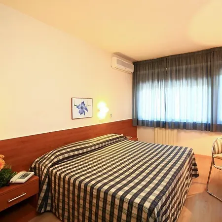 Anna Nord 3* Сиена