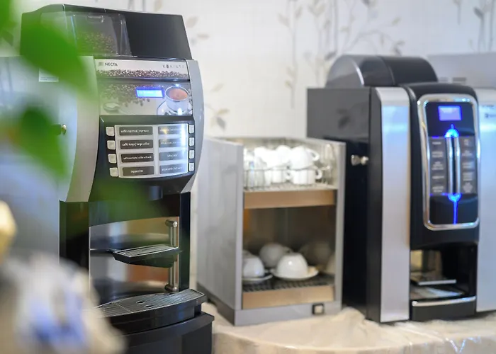 Anna Nord Готель Сієна